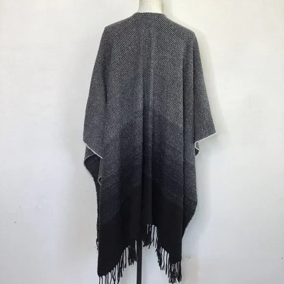 Marc New York Women Black Grey Monochrome Houndstooth Butterfly Wings Fall Cape - Picture 2 of 11